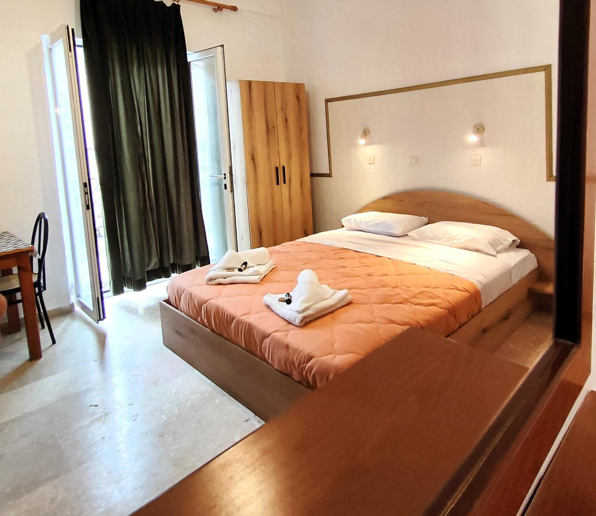 Eleni Apartments Sant George Beach Agios Georgios  Exterior photo